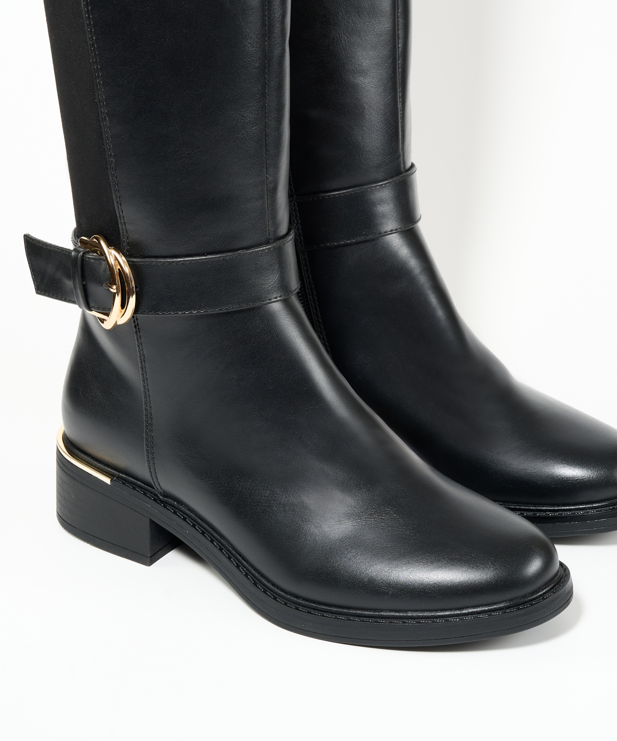 Botas detalhe fivela image number null